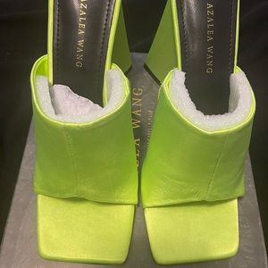 Size 7 lime green azalea wang heel- BRAND NEW